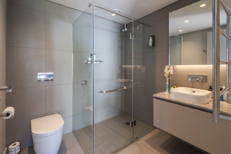 3 Bedroom Property for Sale in Sea Point Western Cape
